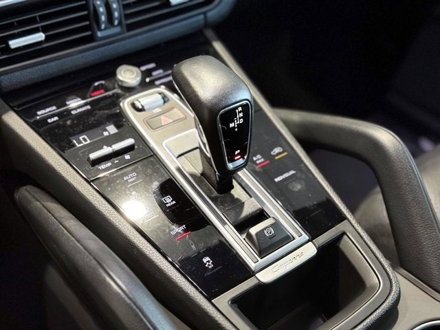 2022 Porsche Cayenne Base