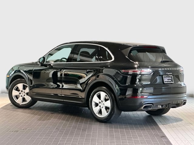 2022 Porsche Cayenne Base