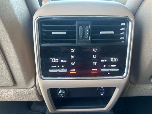 2023 Porsche Cayenne Base