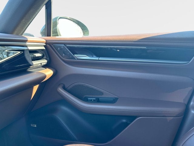 2024 Porsche Macan 4