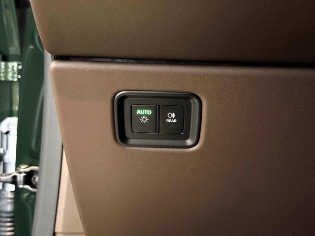 2024 Porsche Macan 4